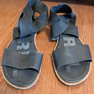 Sorel Black Wrap Sandals